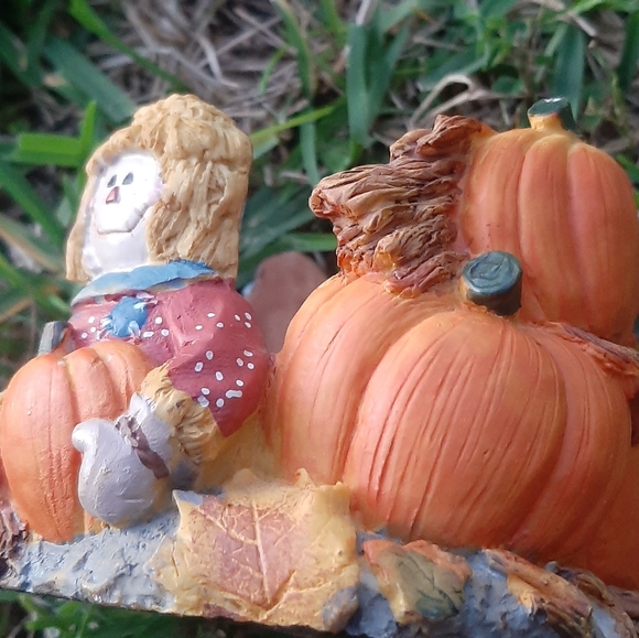 VTG Kenyield Fall Harvest Scarecrow Pumpkin Candle - Picture 7 of 8